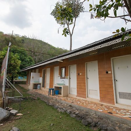 Farada Resort Pak Chong Extérieur photo